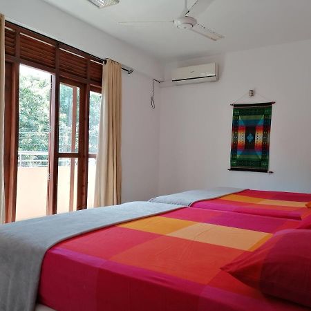 Ocean Breeze Apartment Colombo Eksteriør bilde